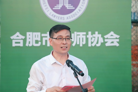陶振全主持1.jpg