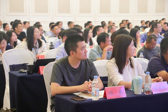 学员听课2.jpg