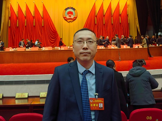 1769477016300704.jpg 钟雷.jpg