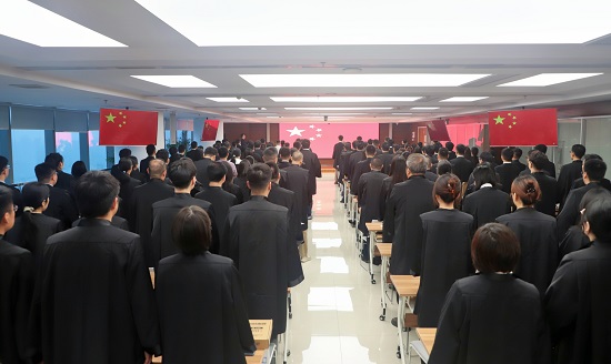 奏唱国歌2.jpg